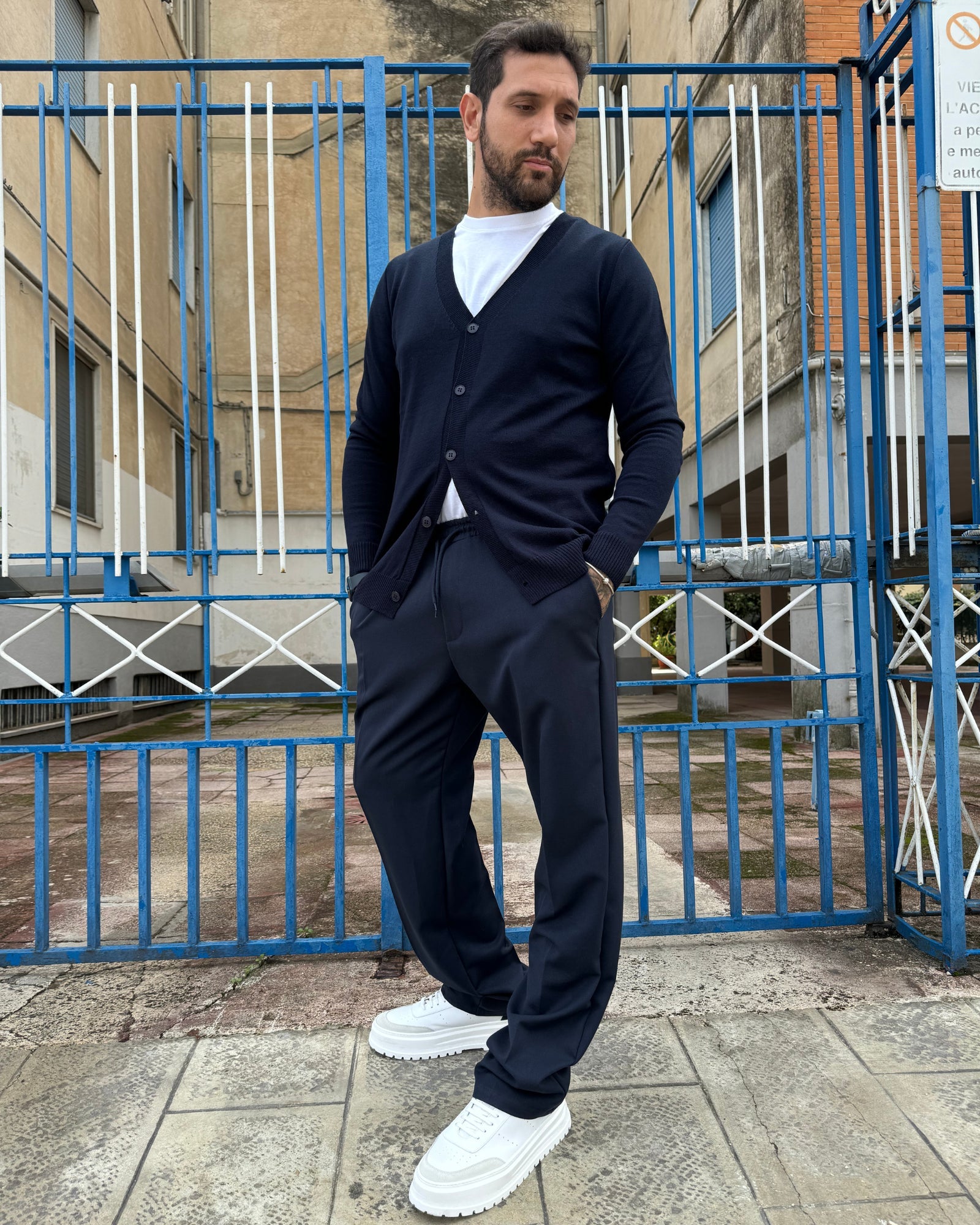 Pantaloni Fluido Uomo per Comfort e Stile